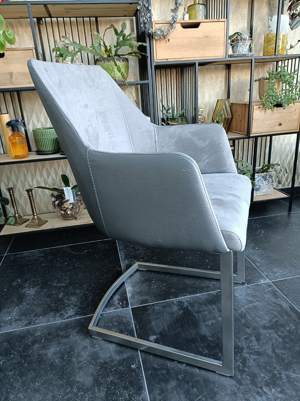 xooon lederen eetkamerstoelen, Huis en Inrichting, Stoelen, Ophalen, Gebruikt, Grijs