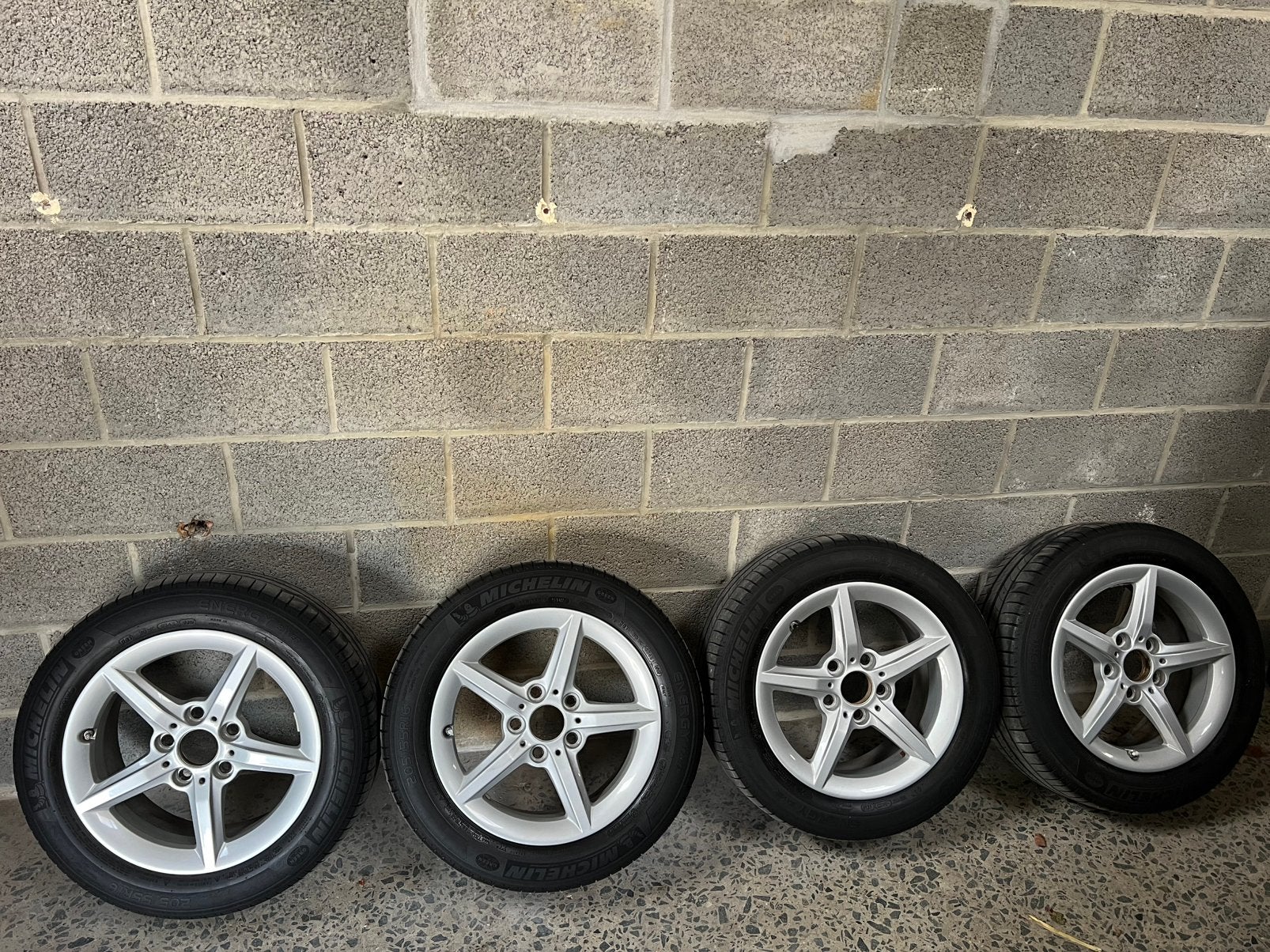 Pneus, jantes , jante bmw, bmw , mini , R16, Enlèvement, Pneu(s)
