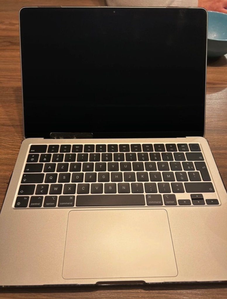 MacBook Air 2025 (Model 2022), 256 GB, Comme neuf, Azerty, 8 GB