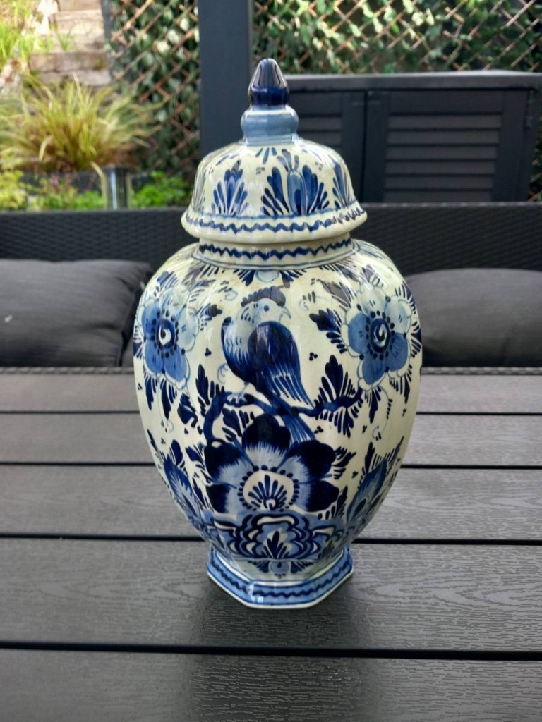 Grand vase potiche Delft Bleu peint a la main, Enlèvement