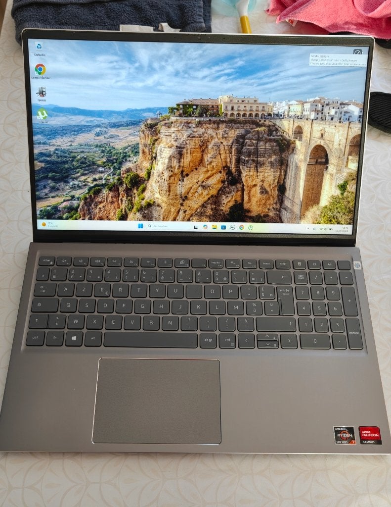 Pc portable dell ryzen 7 16 GB de RAM 512ssd!!!!, Ryzen 7, Enlèvement ou Envoi, 512 GB, 4 Ghz ou plus