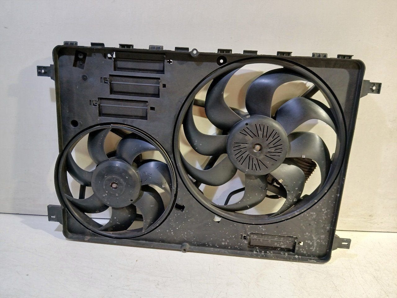Koelventilator Volvo V60, Onderdelen@venauto.nl, Van der Ven Autorecycling B.V., Gebruikt, Ettenseweg 76, 4706 PB Roosendaal, The Netherlands