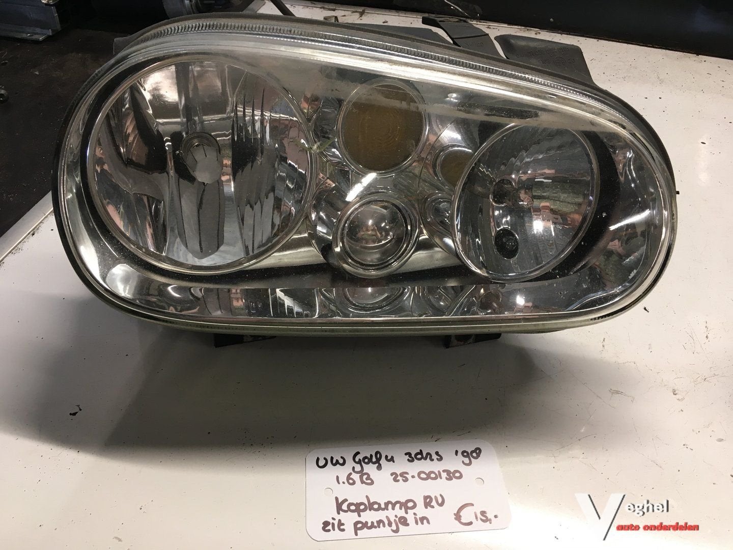 Vw Golf 4 3 drs 1.6 Benzine 1998  2500130   Koplamp Rechtsvo, Auto-onderdelen, Gebruikt, -, -, Ophalen of Verzenden