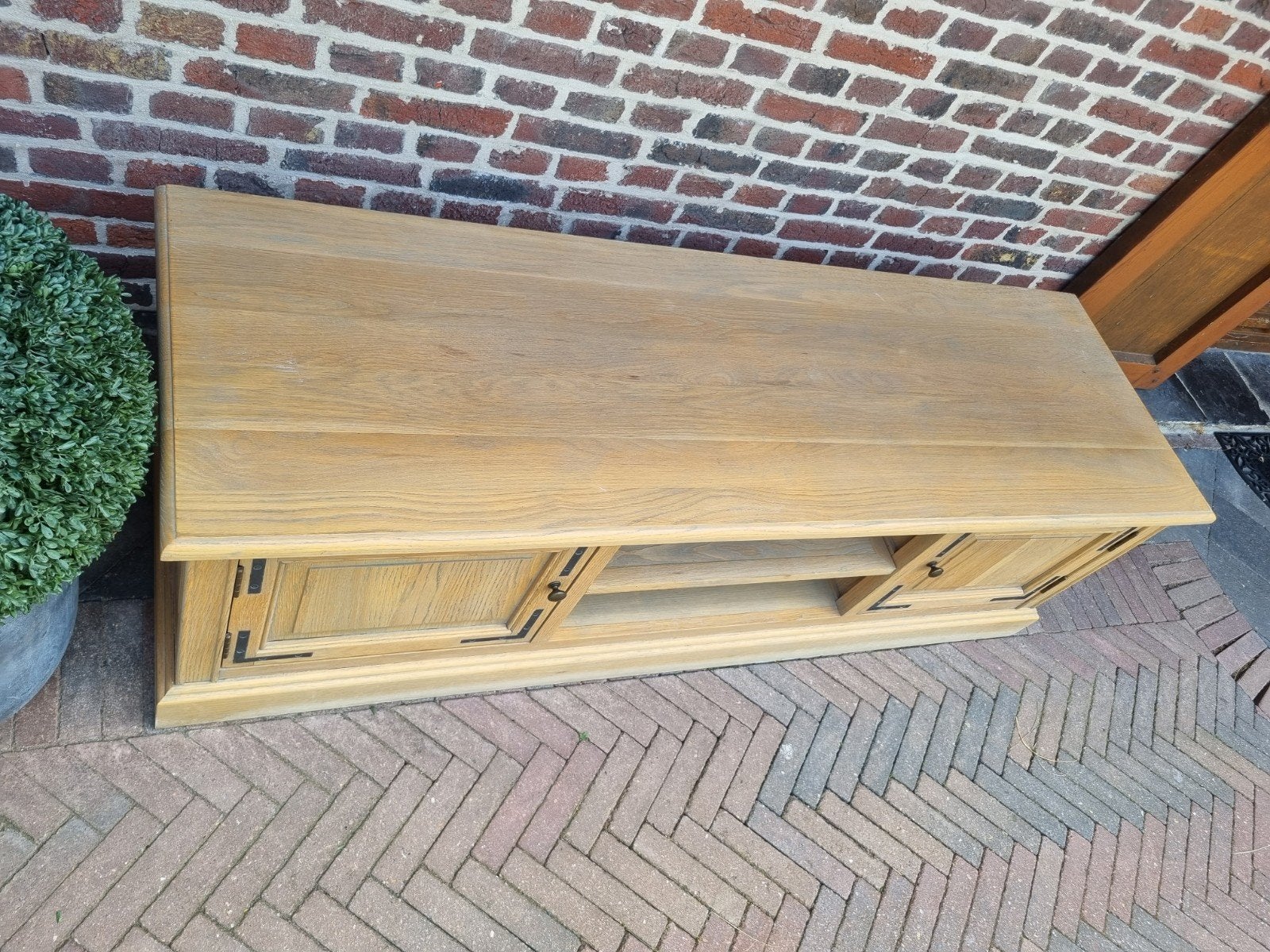 Eiken tv meubel 161/26.2, Ophalen, 100 tot 150 cm, ., Eikenhout