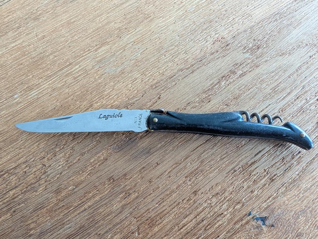 Zakmes laguiole, Caravans en Kamperen, Kampeergereedschap, Ophalen of Verzenden, Zo goed als nieuw