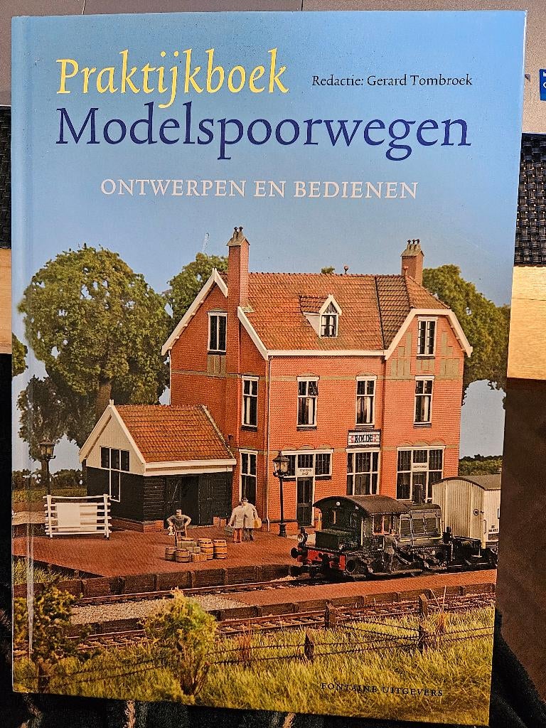 praktijkboek modelspoorwegen, Ophalen, Zo goed als nieuw, Groter dan 1:32