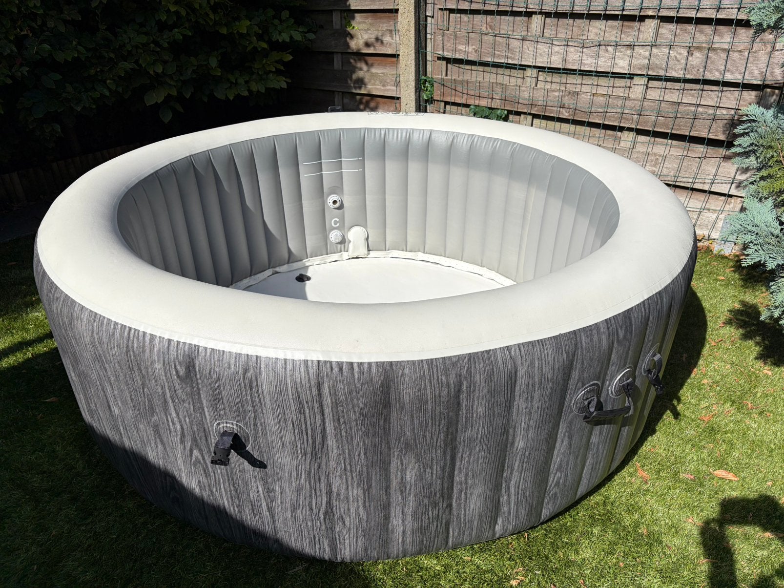 Intex pure spa, Ophalen, Gebruikt, Afdekzeil, Opblaasbaar