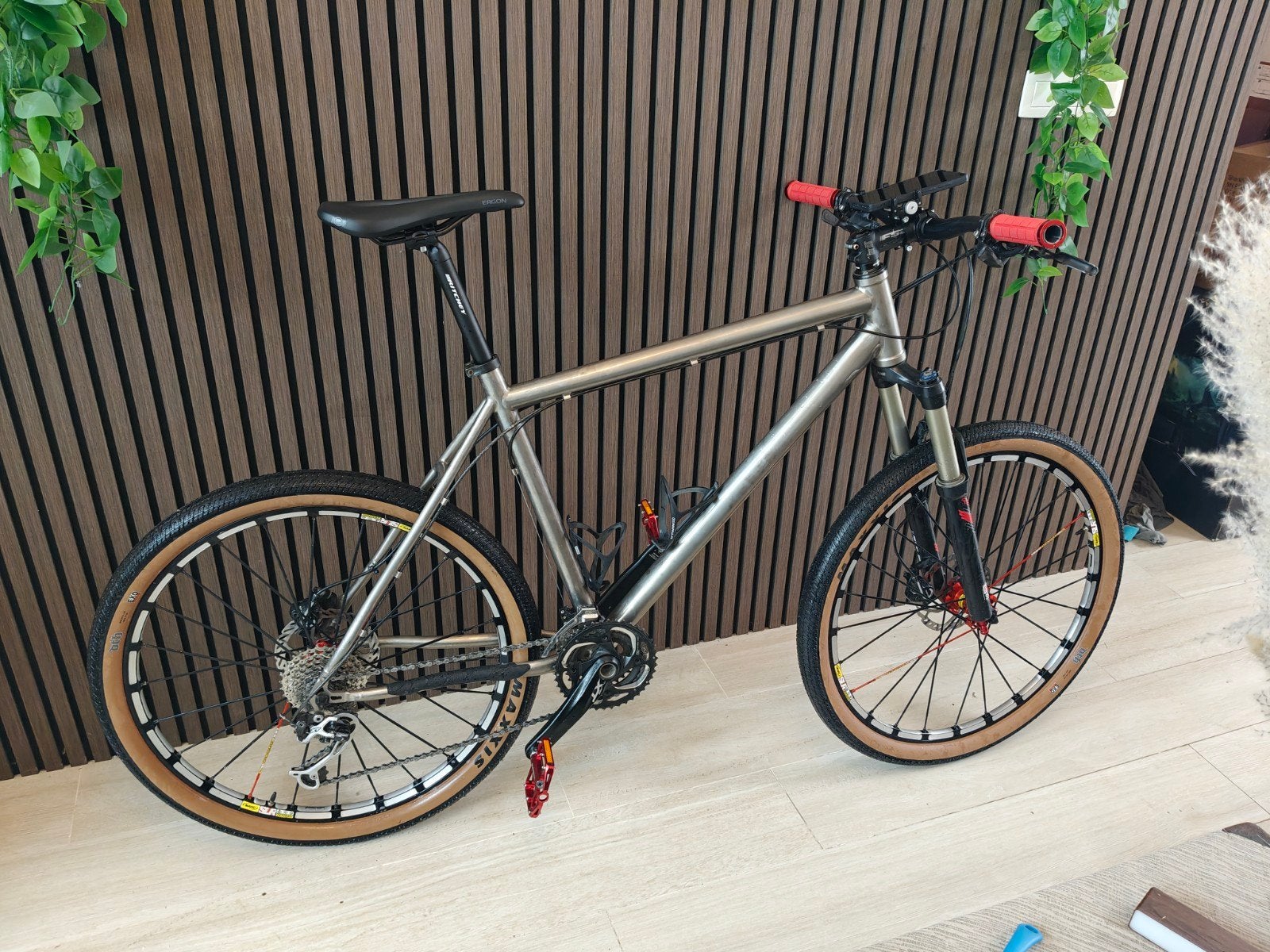 Titanium Medium MTB – Shimano XT / Mavic Crossmax, Gebruikt, Hardtail, Heren, Schijfrem