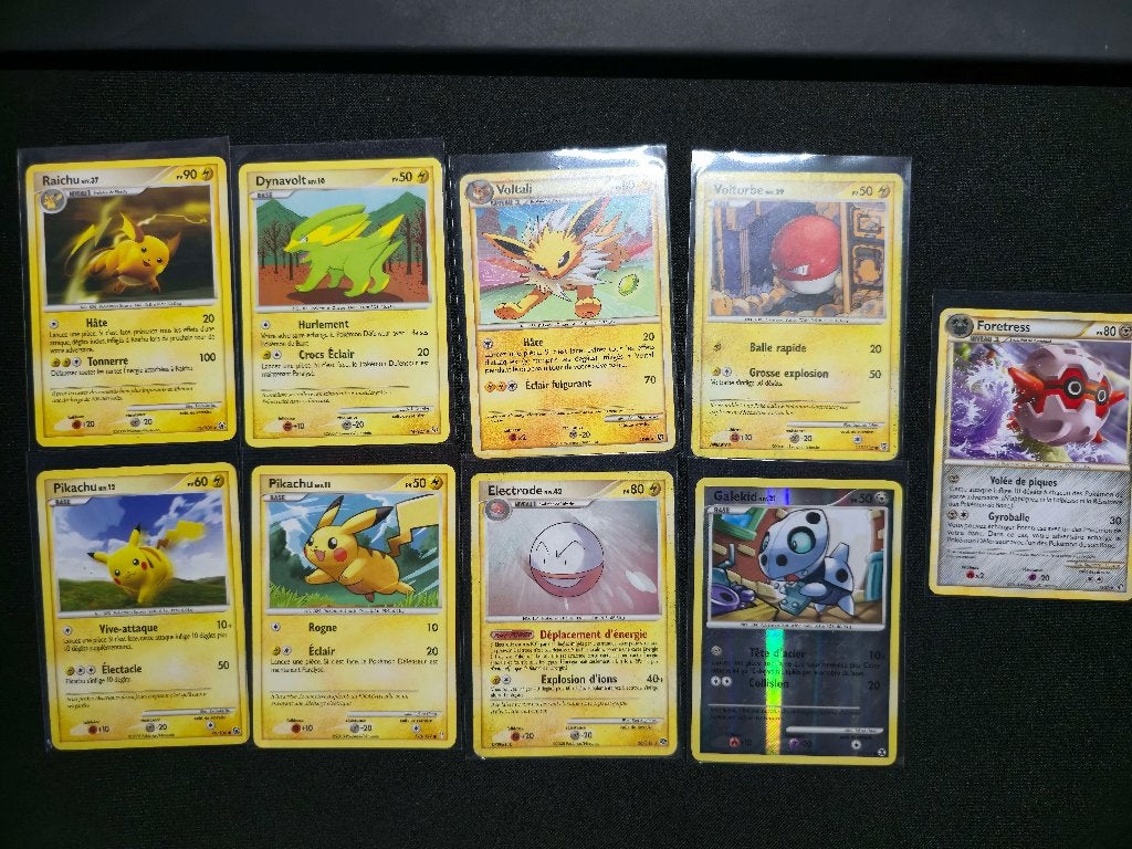 Lot 82 cartes Pokémon vintage (2007-2011) - dp / hgss / nb, Enlèvement ou Envoi, Utilisé, Carte(s) à jouer