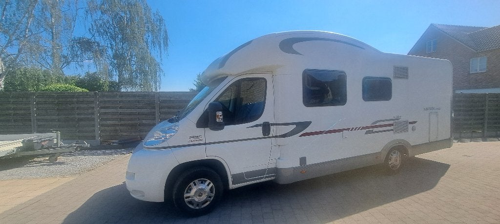 Adria matrix axess 680 sp, Caravans en Kamperen, Mobilhomes, Chemisch toilet, Standaard zit, Ringverwarming, Fiat