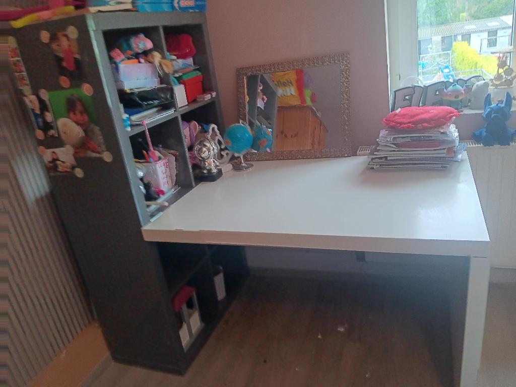 Bureau met kallaxkast aan, Ophalen, IKEA
