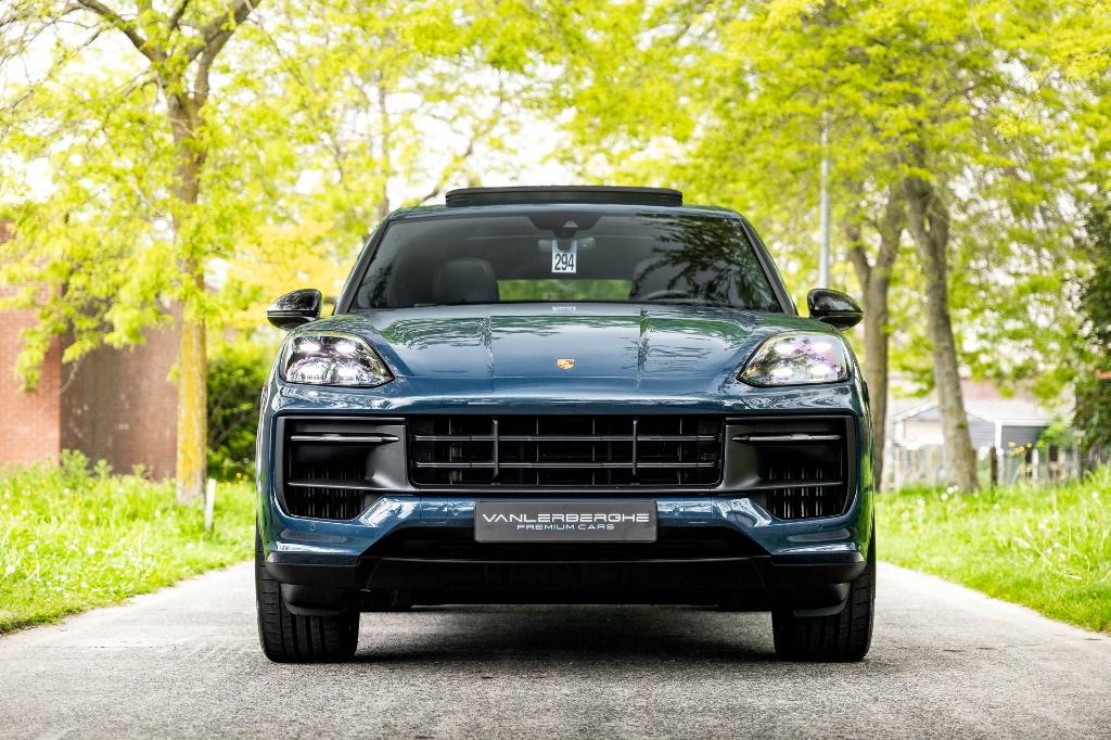 Porsche Cayenne E-Hybrid Facelift * SportChrono * Matrix *, Auto's, Porsche, Automaat, Cayenne, 2995 cc, https://public.car-pass.be/vhr/b1770d3f-e7fe-409f-abc7-61169725a202
