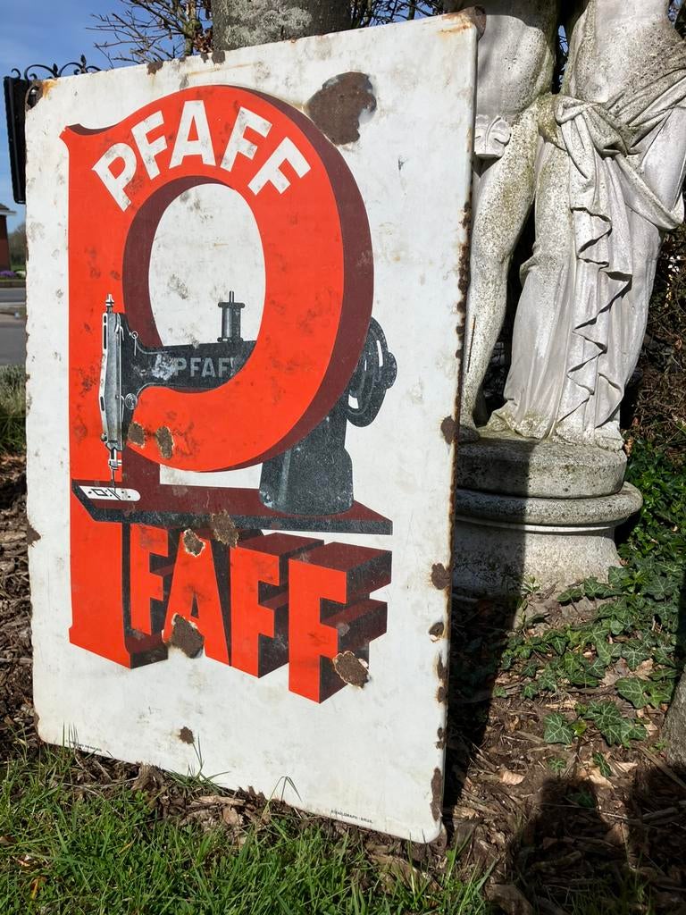 Groot origineel emaille reclamebord ‘Pfaff’ naaimachines, Verzamelen, Merken en Reclamevoorwerpen, Ophalen