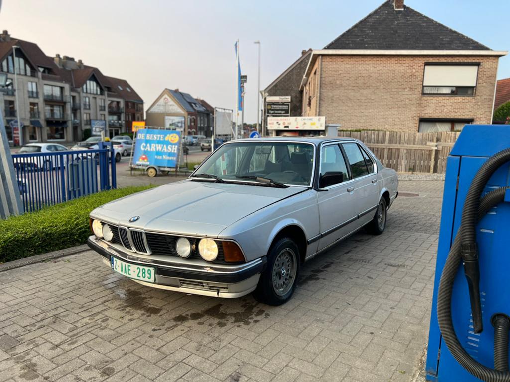Bmw 728i benzine automaat oldtimer, Autos, BMW, Particulier, Série 7, Essence, Berline, 5 portes, Automatique, Argent ou Gris