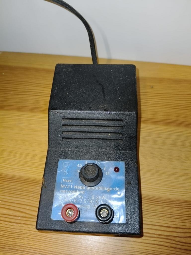 Hape NV21 Gestabiliseerde Netvoeding - Vintage, Ophalen of Verzenden, Zo goed als nieuw
