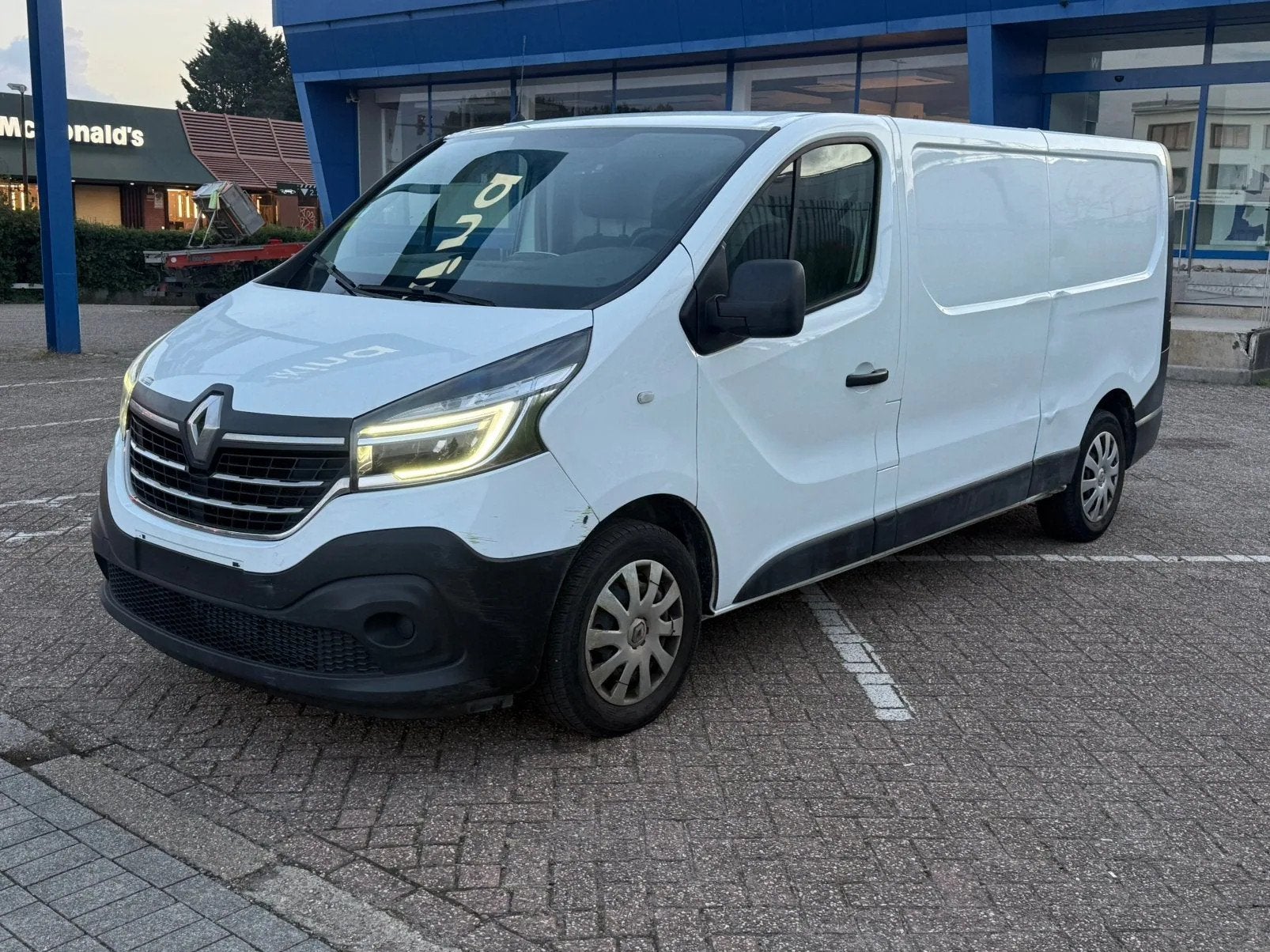 RENAULT TRAFIC 2.0DCI /EURO-6D/CONTRÔLE OK/NAVI/CAMERA, Euro 6, Entreprise, 3 places, Autres couleurs