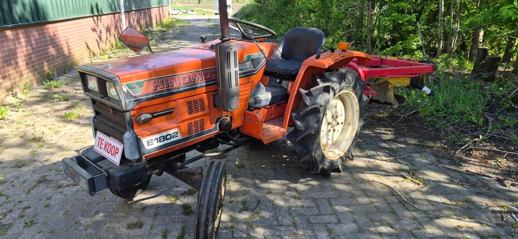 Hinomoto E1802 tractor met maaier, Zakelijke goederen, Landbouw | Tractoren, Gebruikt, Tot 2500, Tot 80 Pk, Ophalen