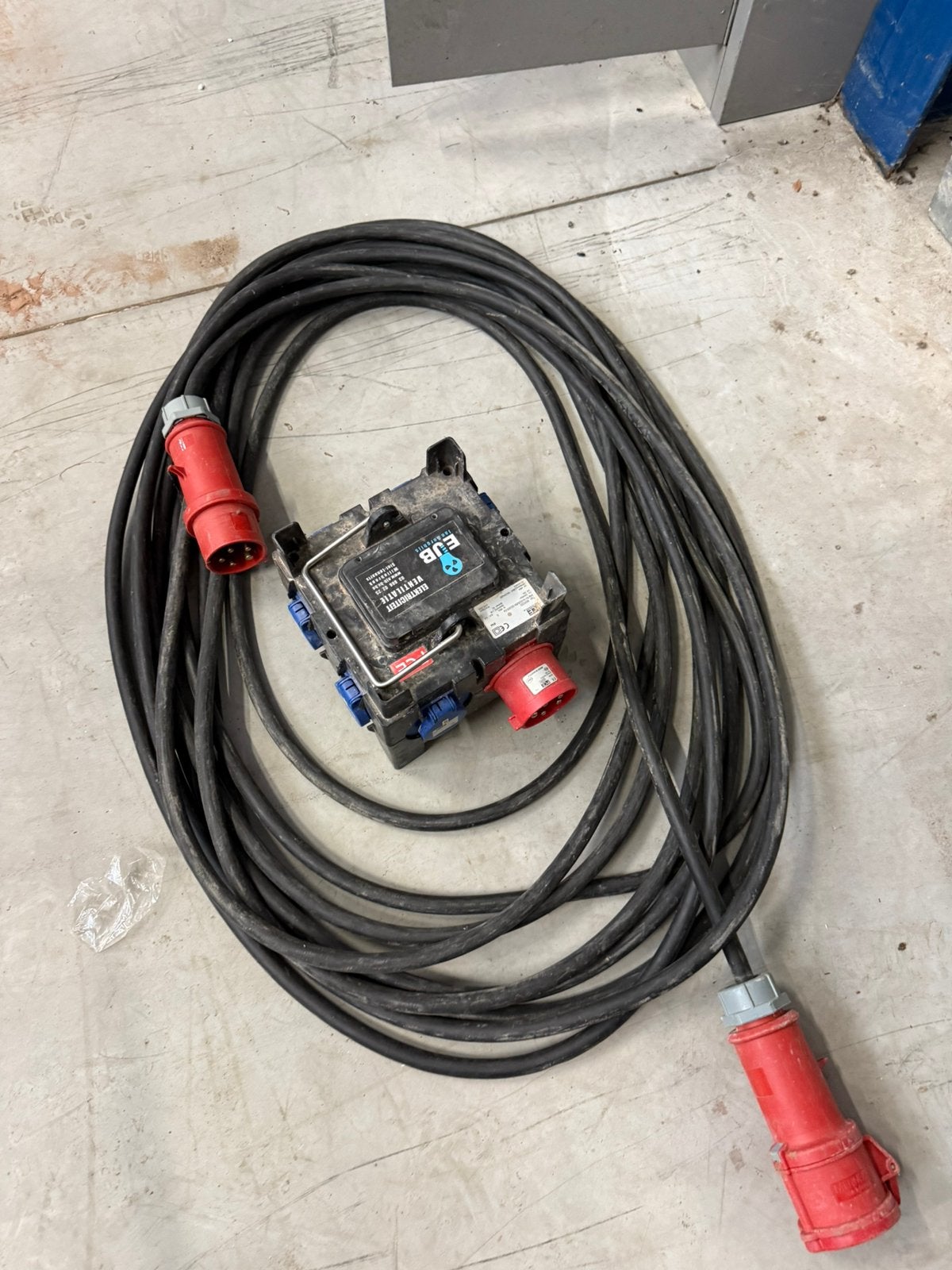 Driefase verlengkabel met verdeelblok 220volt, Ophalen, Zo goed als nieuw, Overige typen