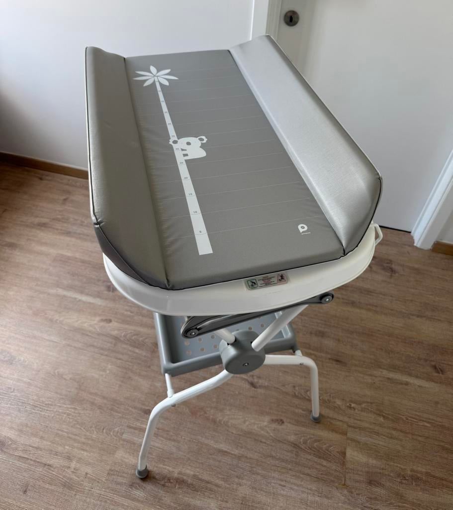 Table à langer 2-en-1 avec baignoire SPLASH’UP de Prémaman, Enlèvement, Comme neuf