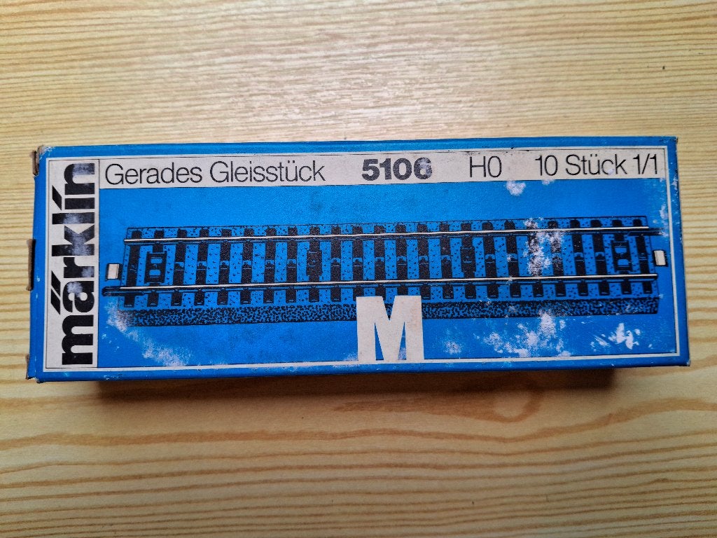 Märklin 5106 – Doos met 10 rechte M-rails, Ophalen, Wisselstroom, Gebruikt, Rails
