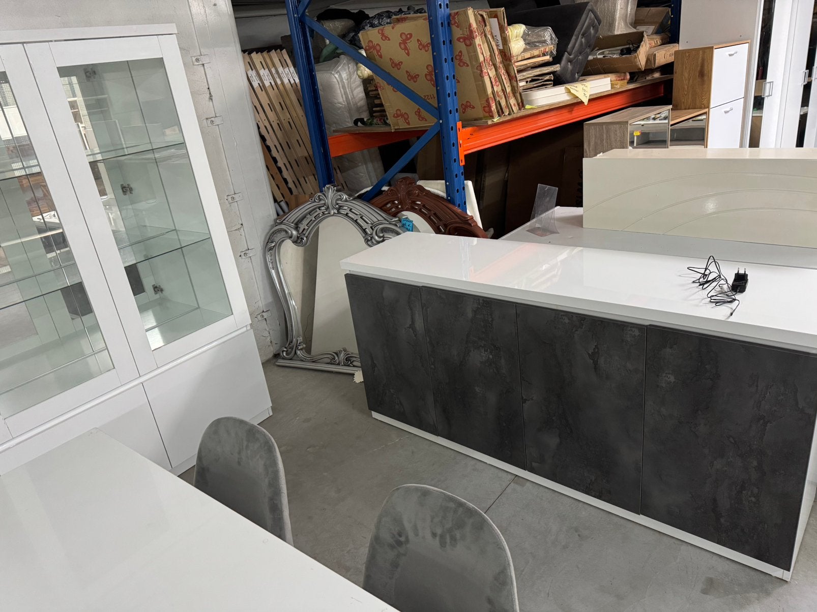 Eetkamerset wit hoogglans | Dressoir, vitrine, tafel 160cm, Ophalen, Nieuw