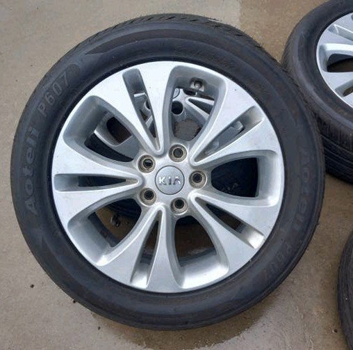 Zomerbanden velgen alu Kia Soul 17inch 5x114 Et51 6mm 🚖, Enlèvement