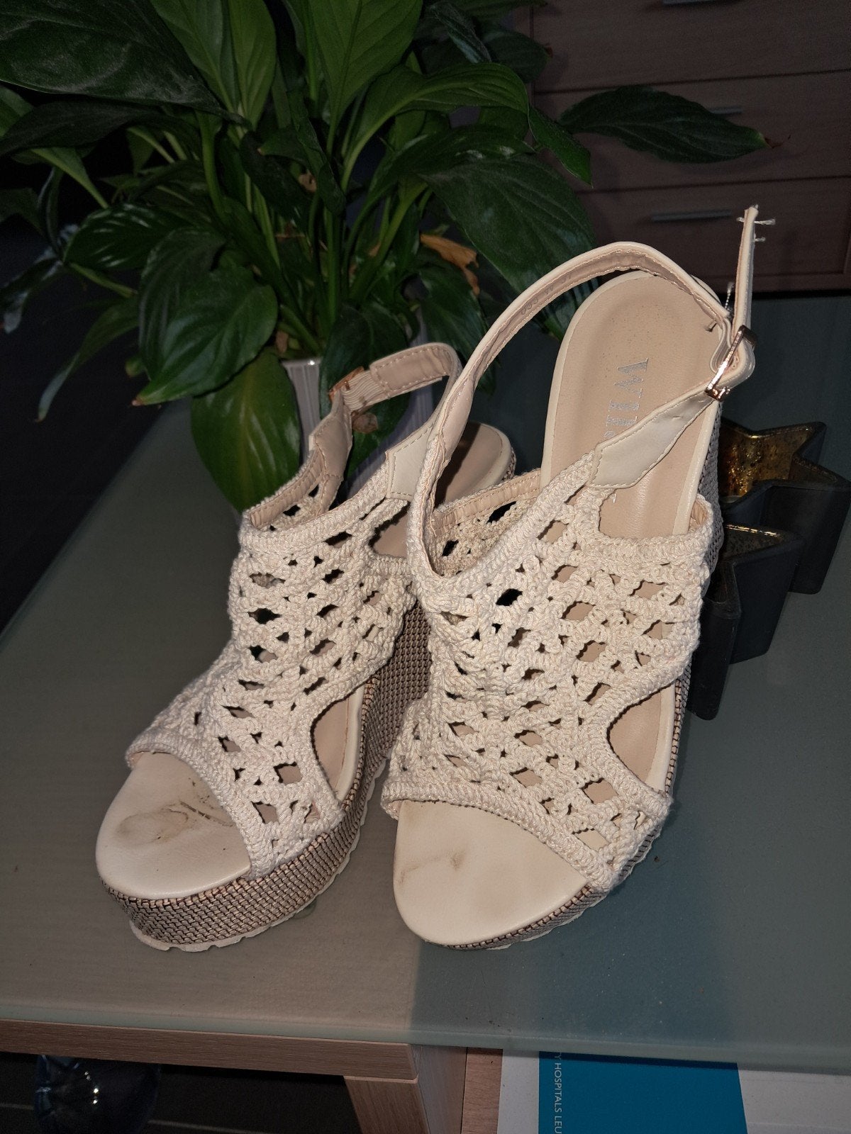 Sleehakken wilady 37, Vêtements | Femmes, Chaussures, Enlèvement ou Envoi, Beige, Chaussures à haut talons, Wilady