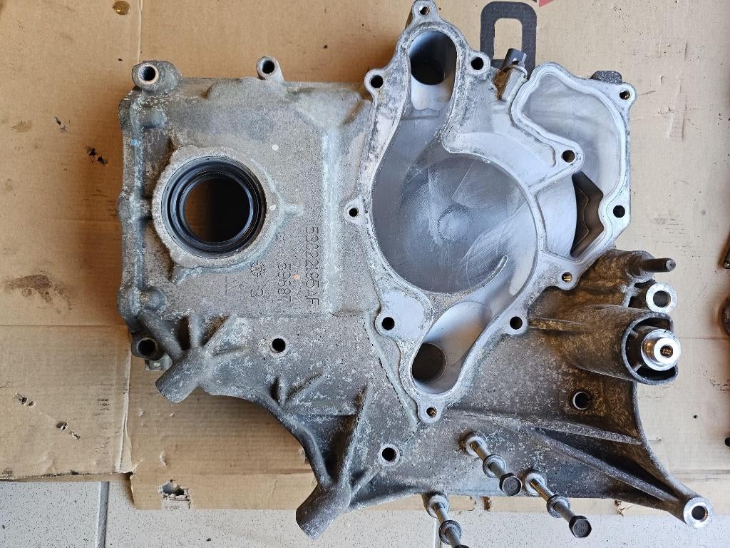 Carter avant moteur / cache carter distribution dodge HEMI, Ophalen, Gebruikt, Dodge