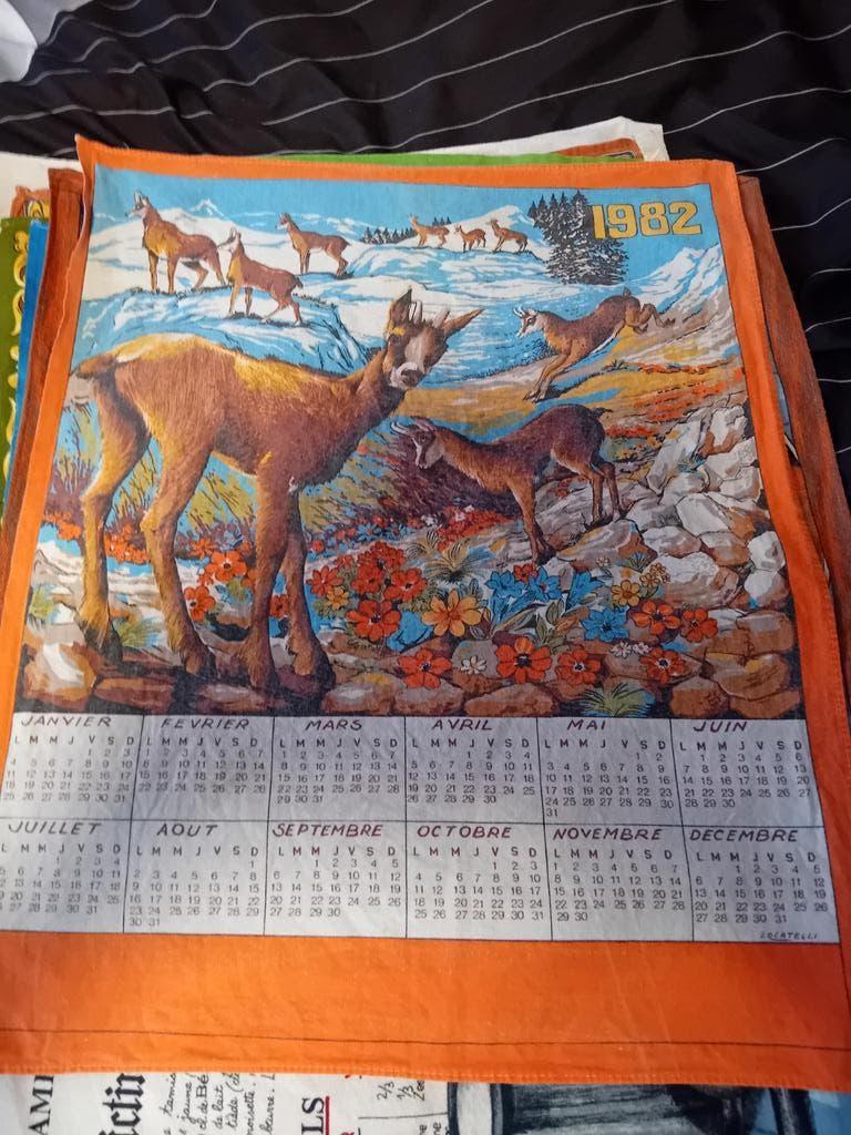 Torchon calendrier de 1982, Divers, Calendriers, Enlèvement ou Envoi, Calendrier annuel, Utilisé