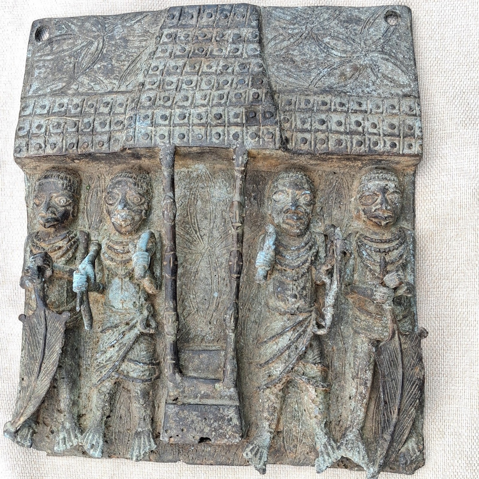 Antiek bronzen beeld uit Benin, Ifé stijl, Antiquités & Art, Antiquités | Livres & Manuscrits, Enlèvement ou Envoi
