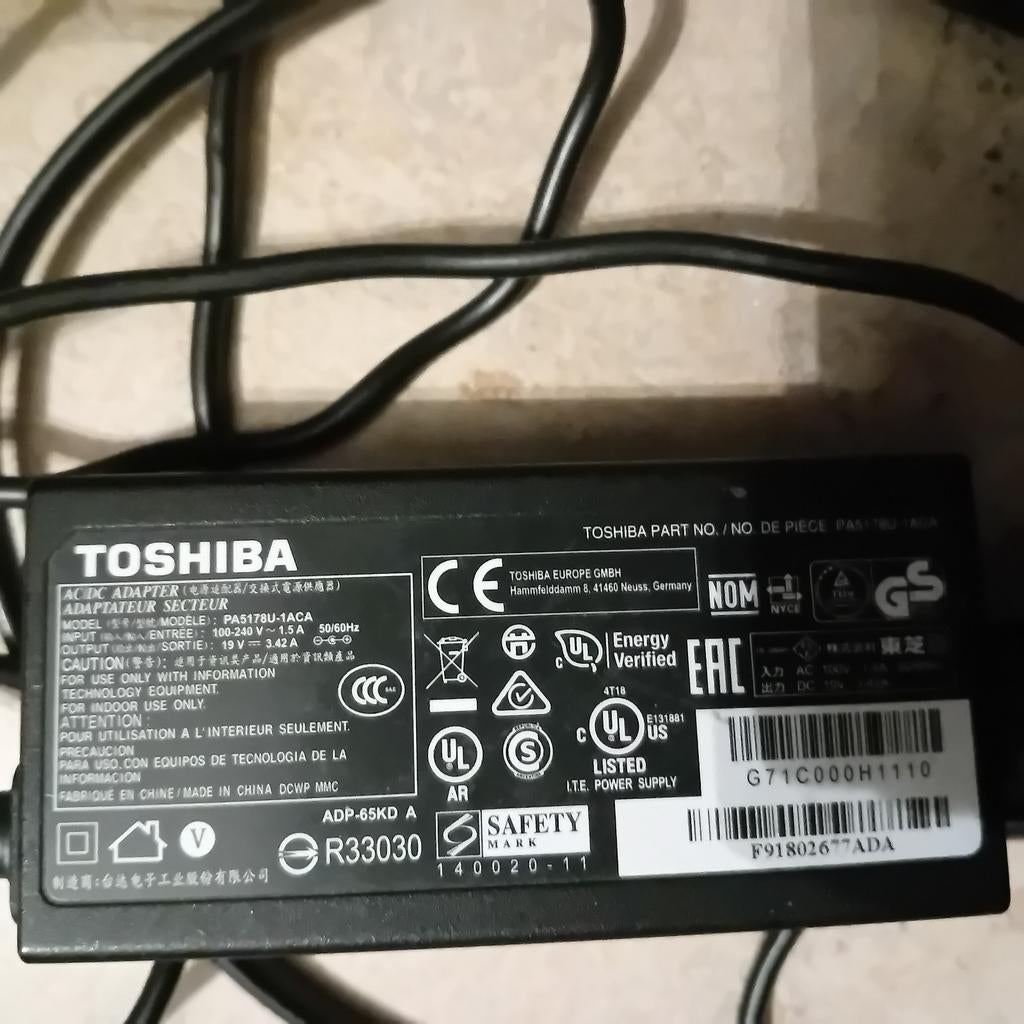 Chargeur pc toshiba, Informatique & Logiciels, Enlèvement, Comme neuf, Toshiba