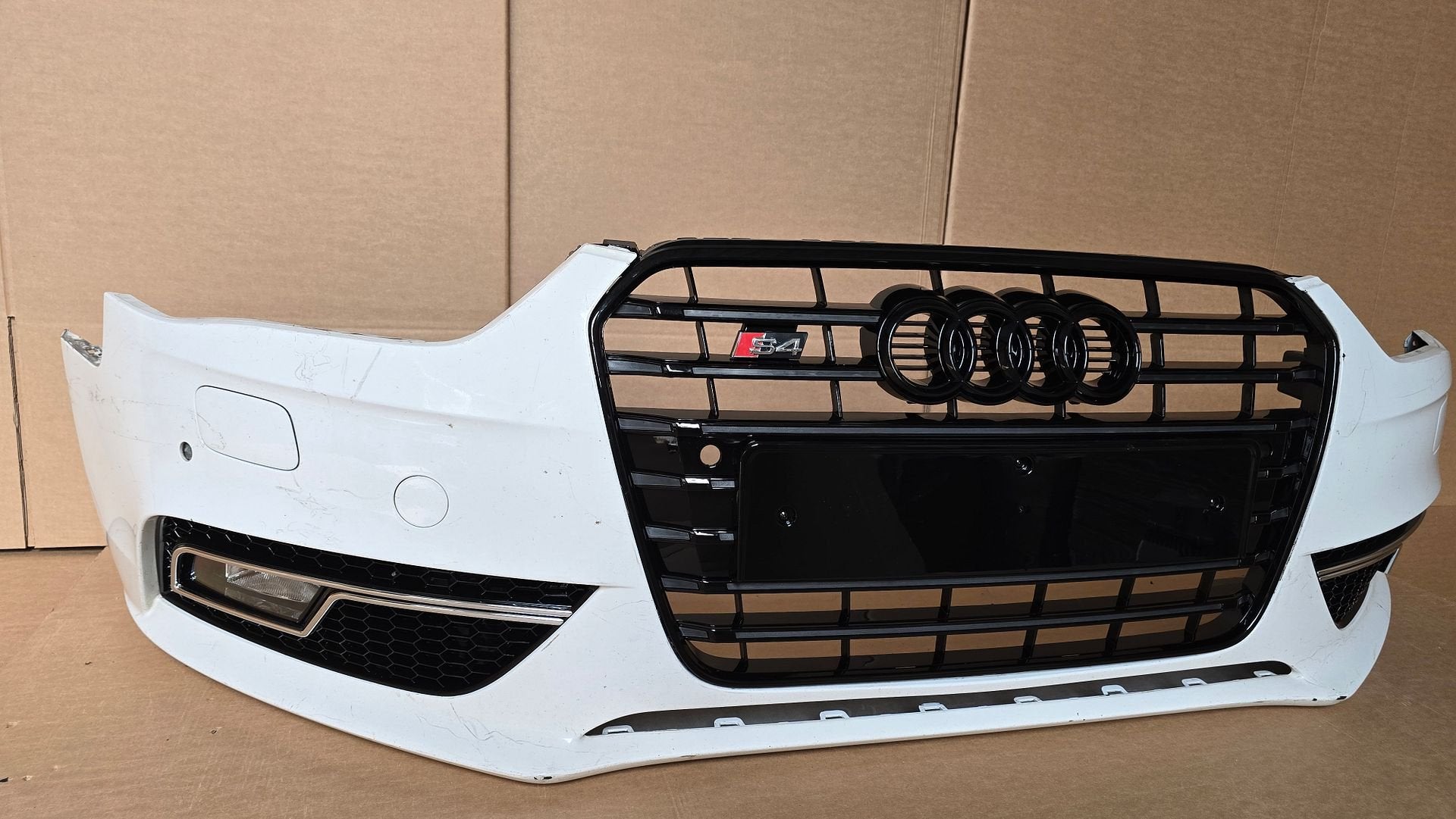 Voorbumper Audi A4 B8 8K Facelift KLS PDC Bumper bj.2012-, Auto-onderdelen, Gebruikt, -, Voor, Bumper