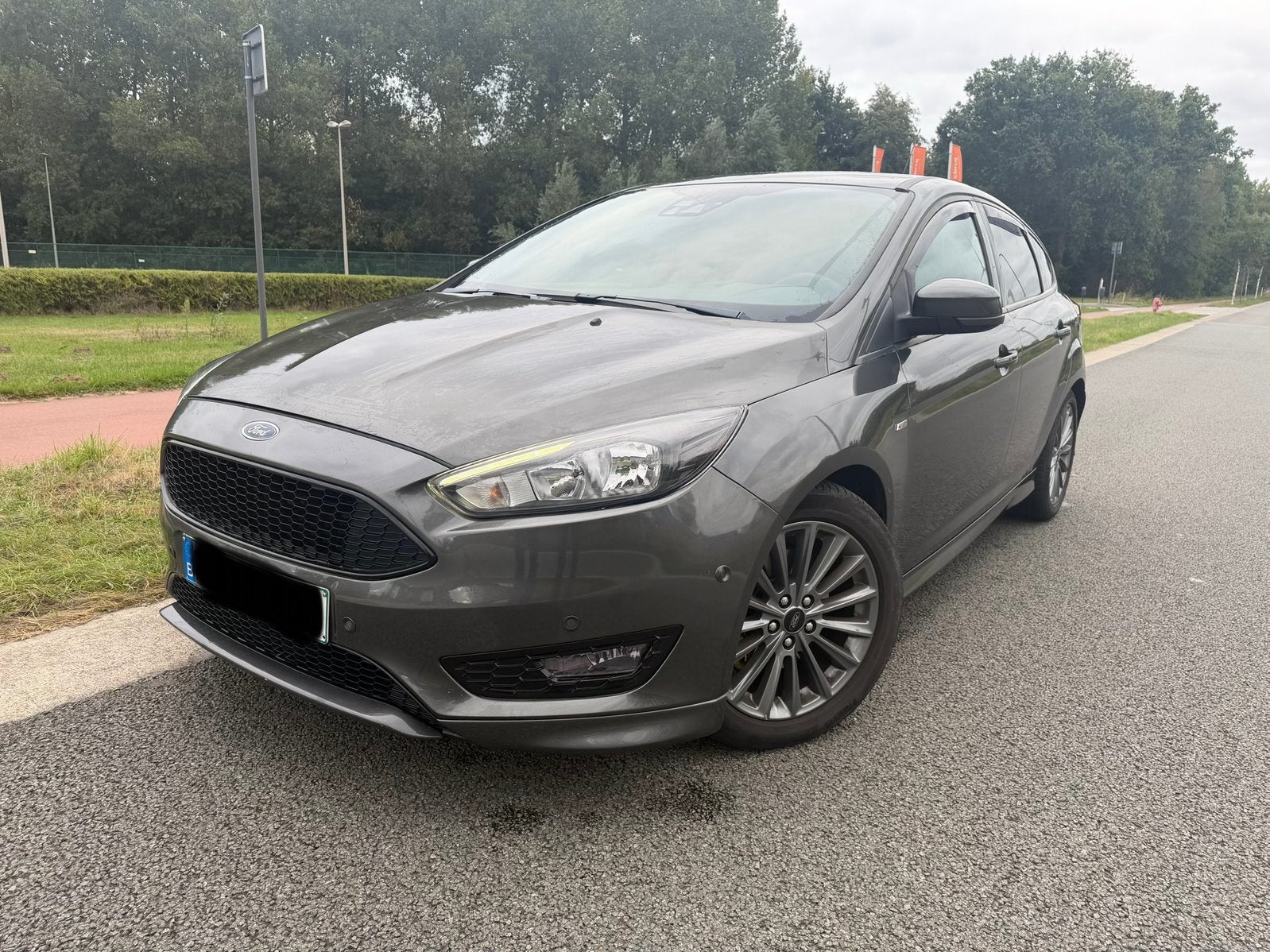 Voiture Ford Focus ST-Line. Approuvé !, Focus, Achat, Euro 6, Berline
