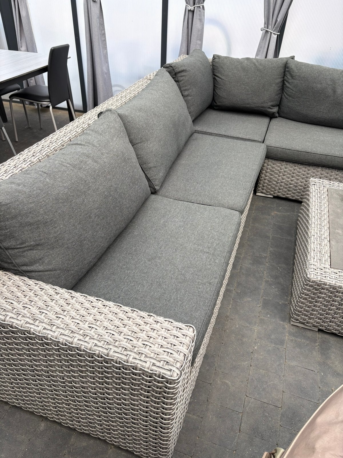 Mooie lounge te koop, Tuin en Terras, Tuinsets en Loungesets, Ophalen, Zo goed als nieuw, Bijzettafel