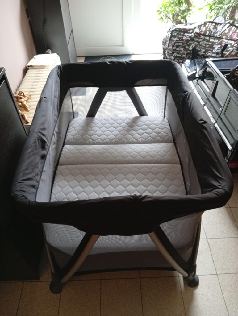Paraplubed „Nuna” - als nieuw., Ophalen, Zo goed als nieuw, Reisbedje