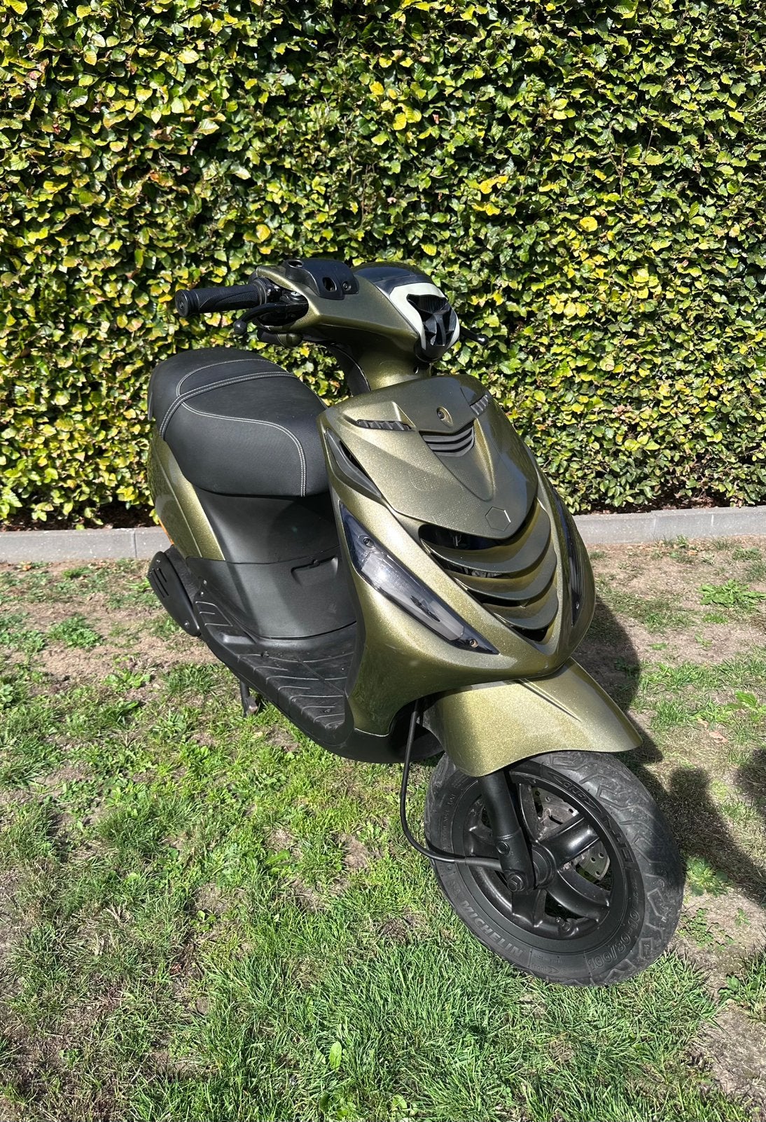 Zip, Ophalen, Zip, Nieuw, Klasse A (25 km/u)