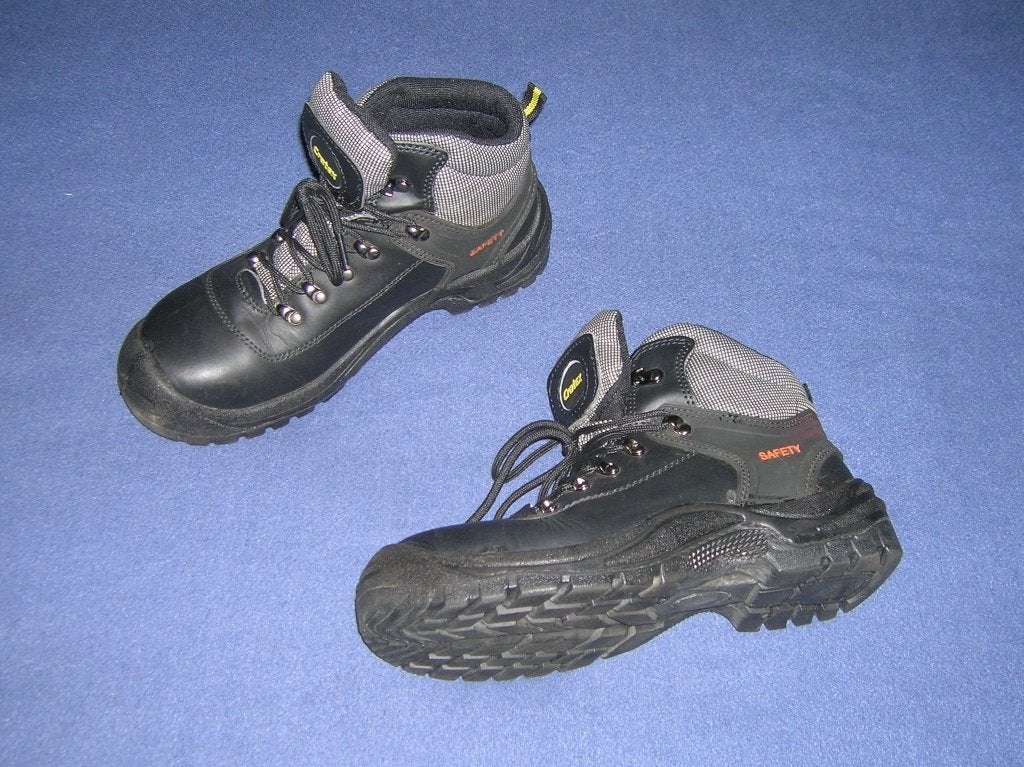 Werkschoenen maat 42, Ophalen, Zo goed als nieuw