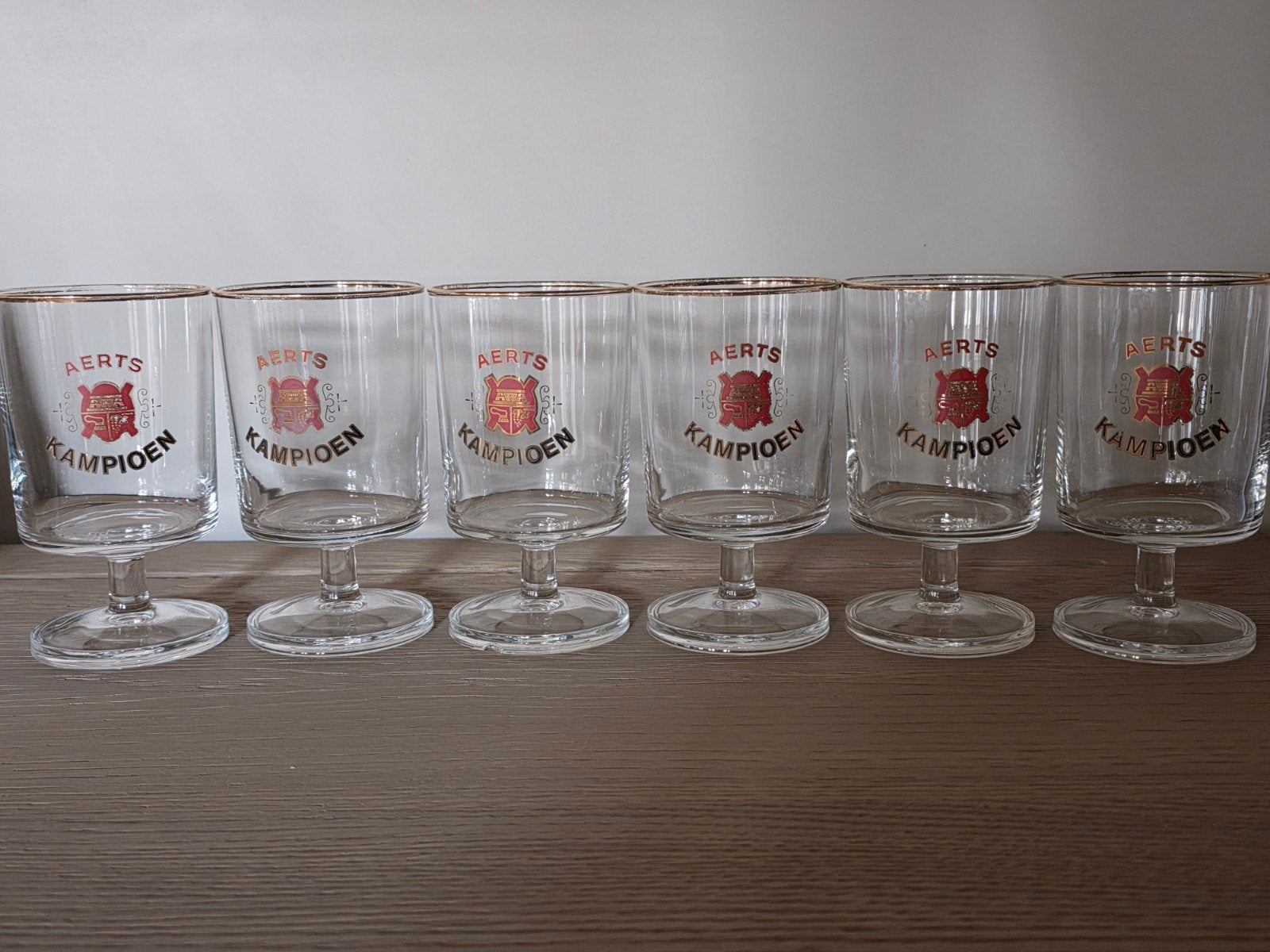 6 Oude bierglazen Aerts Kampioen, Ophalen