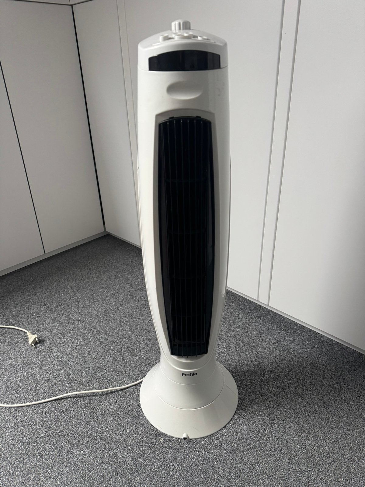 Ventilateur colonne blanc oscillant 38W - Profile, Ophalen, Zo goed als nieuw, Torenventilator