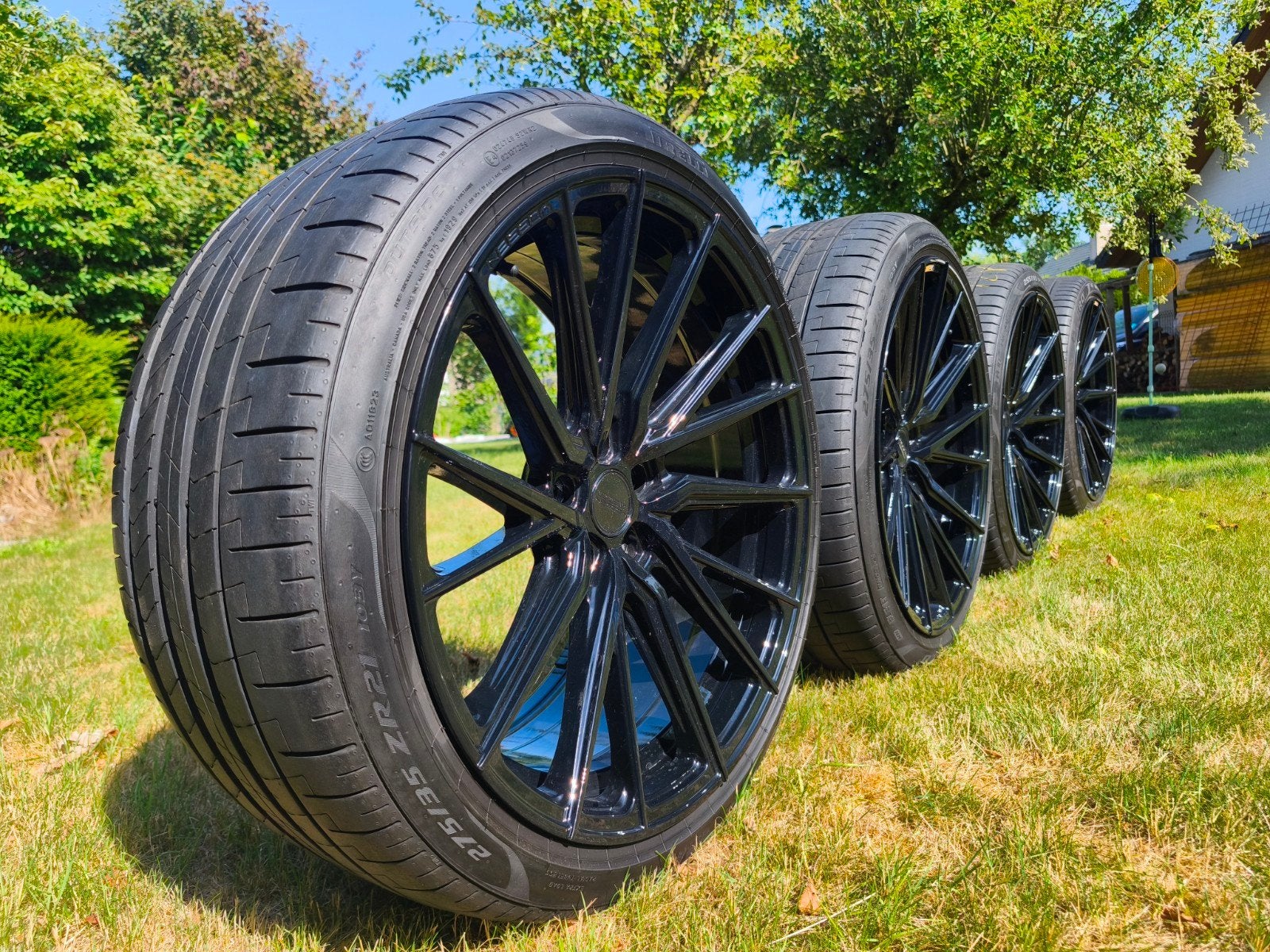 Vossen HF4 21" voor tesla met banden, Ophalen, Band(en)