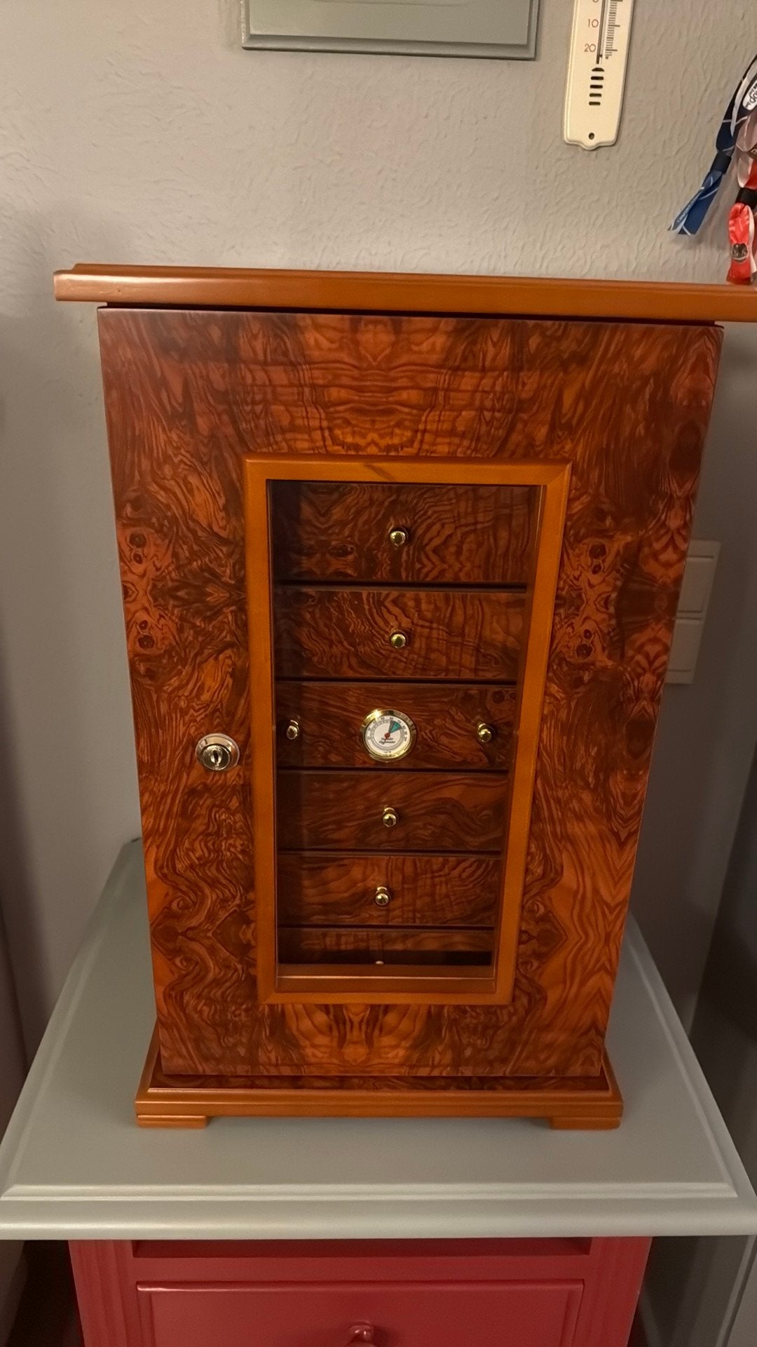 Armoire à cigares Lubinski 7 tiroirs - bois plaqué d'orme, Enlèvement ou Envoi, Comme neuf