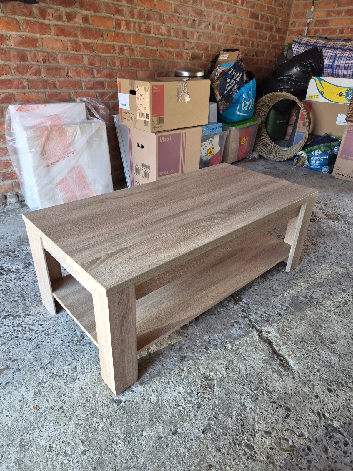 Table basse Jysk, Enlèvement