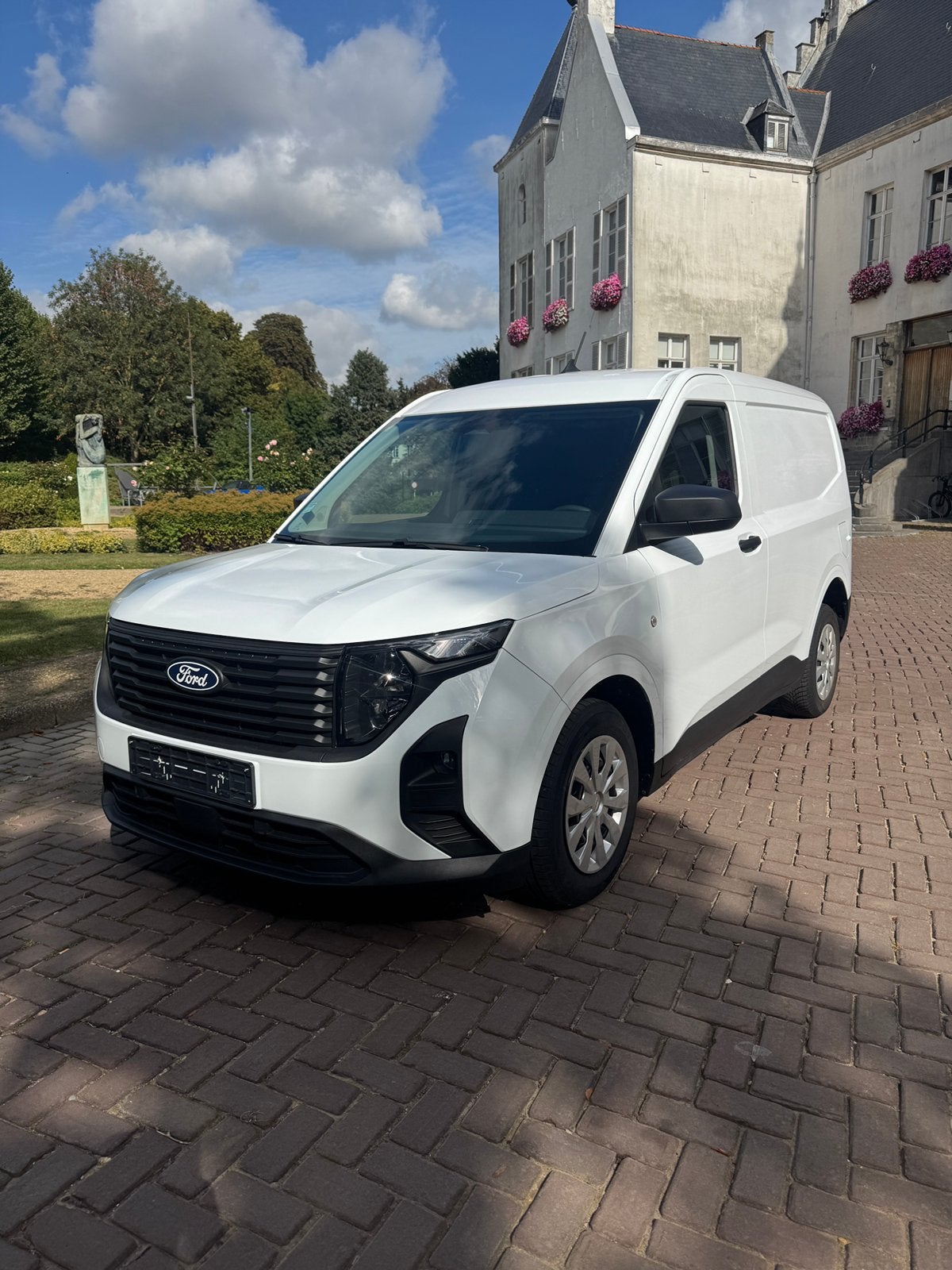 Ford Transit Courier 3.300km 2025 125pk 14999htva, Autos, Electronic Stability Program (ESP), Achat, Euro 6, Entreprise