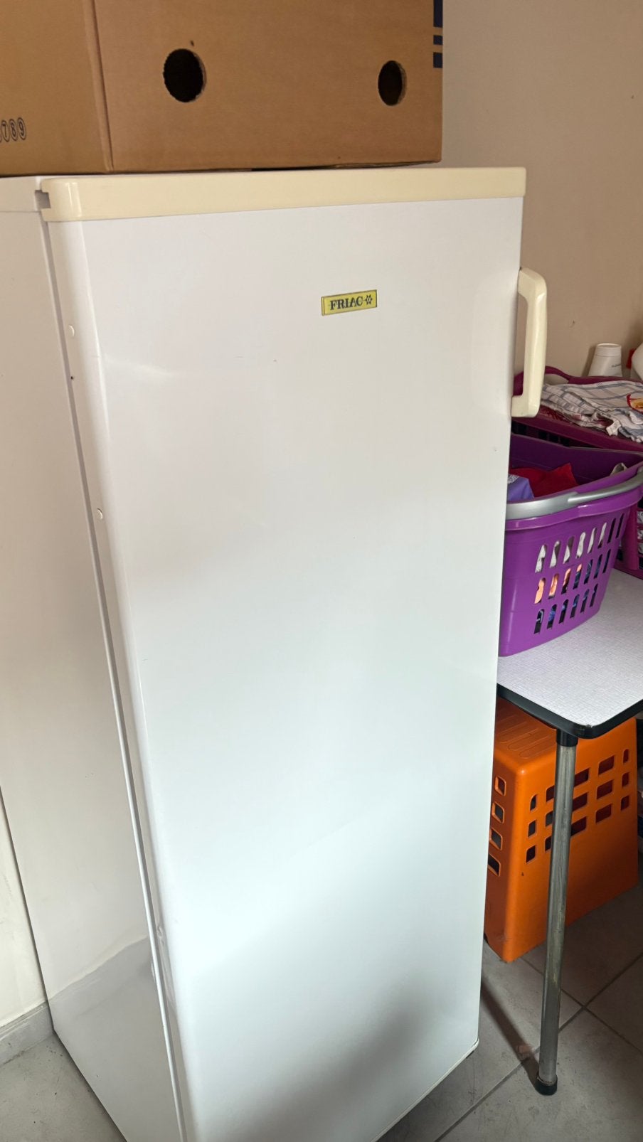 Frigo, Enlèvement, Comme neuf