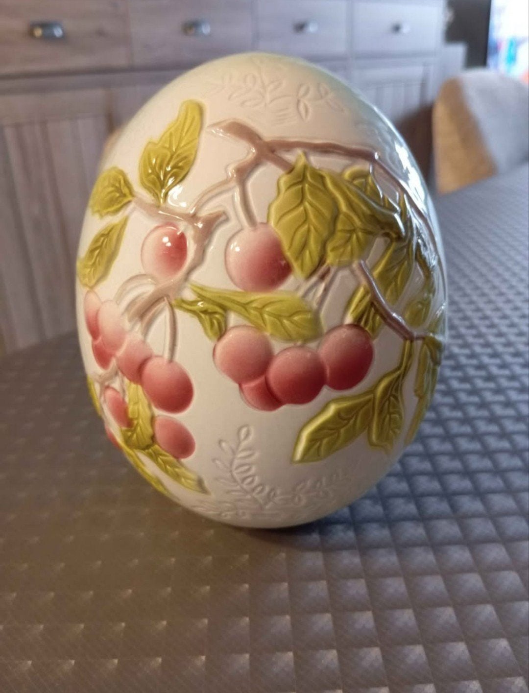 œuf en porcelaine, Antiquités & Art, Enlèvement ou Envoi