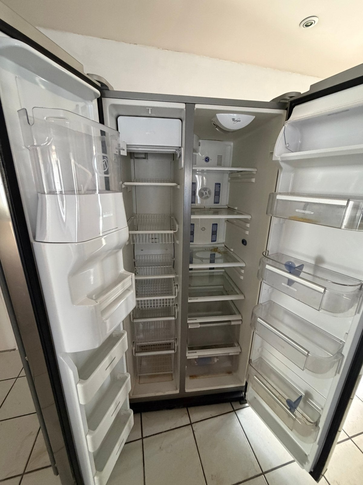 Whirlpool Amerikaanse koelkast met ijs- en waterdispenser, Elektronische apparatuur, Koelkasten en IJskasten, Ophalen, Gebruikt