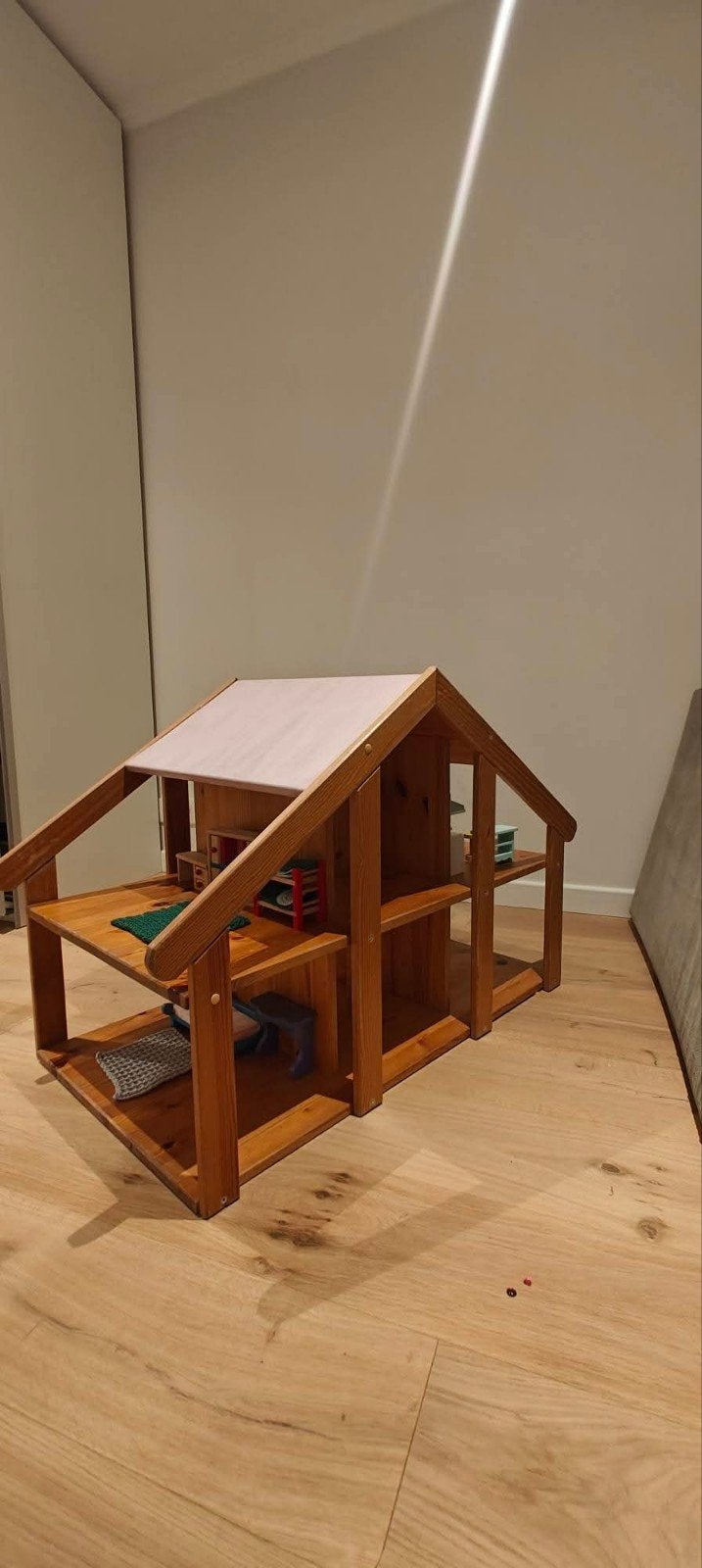 Jolie maison de poupées en bois, Ophalen, Poppenhuis