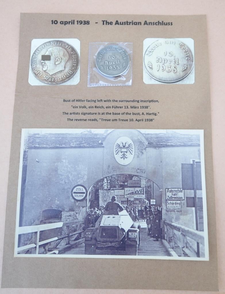 Herdenkingsmedaille "Austrian Anschluss" met foto's., Verzamelen, Militaria | Tweede Wereldoorlog, Verzenden, Overige soorten