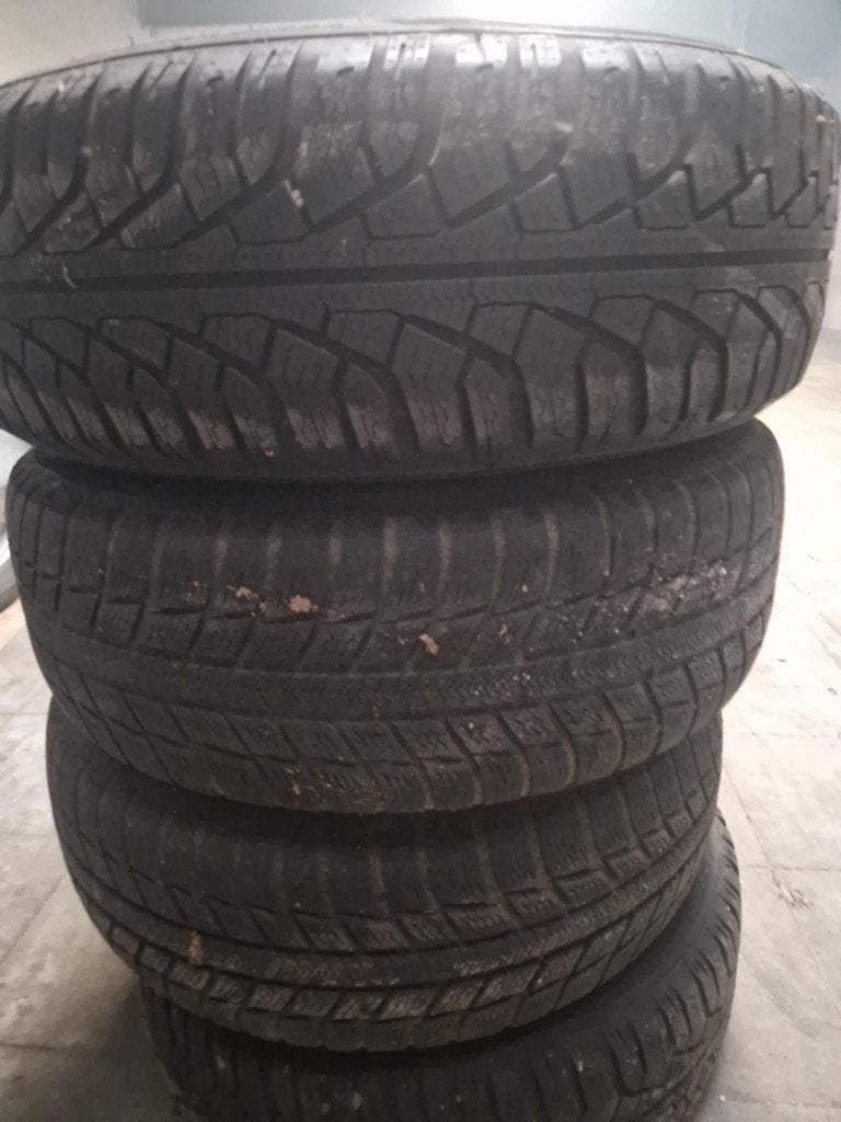 jantes alu 15" + pneus (excellent état), Autos : Pièces & Accessoires, Pneus & Jantes, 15 pouces, 4 Saisons, Pneu(s), Enlèvement