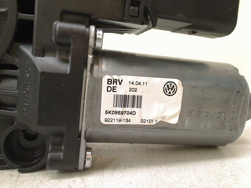 MOTEUR LEVE VITRE ELECTRIQUE DROIT Volkswagen Golf VI (5K1), Autos : Pièces & Accessoires, Volkswagen, Volkswagen AG, Droite, Utilisé